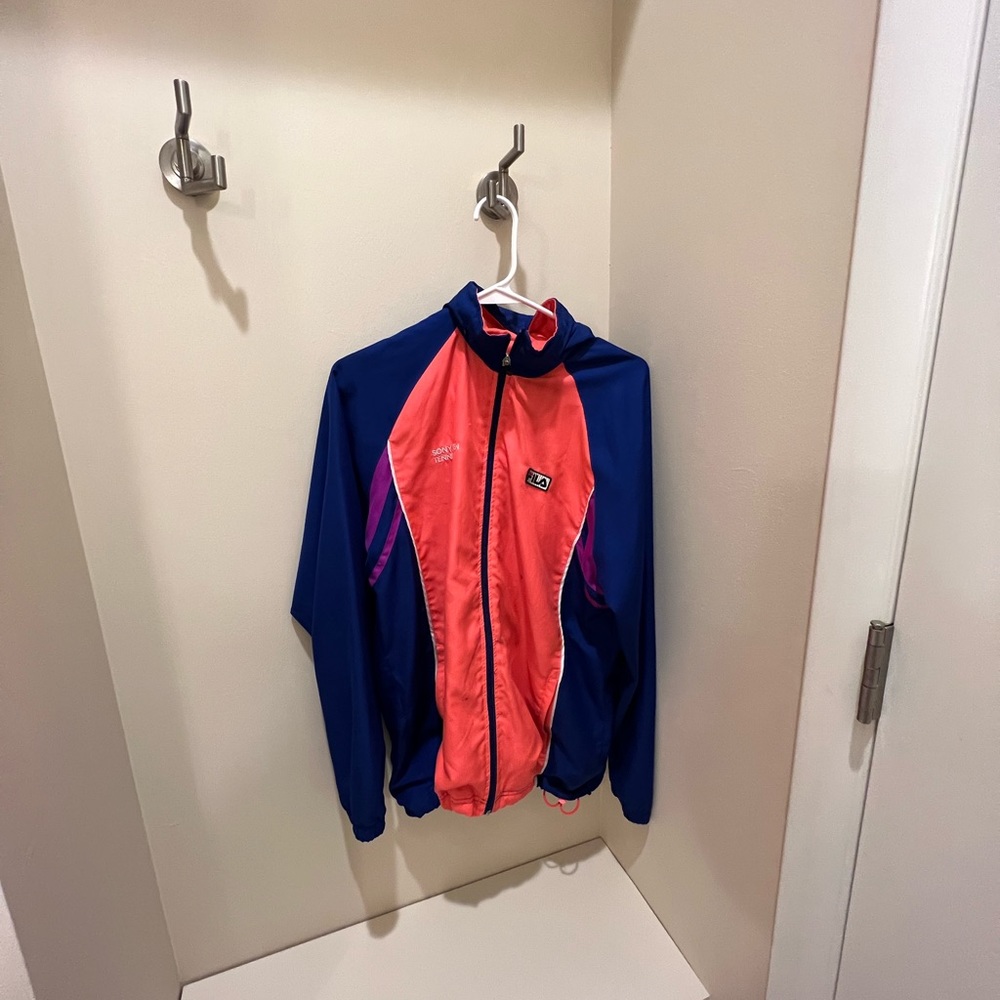 FILA vintage tennis shell/windbreaker size small